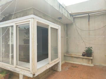 Building Lobby in 4 BHK Apartment at Indiranagar – for Rent