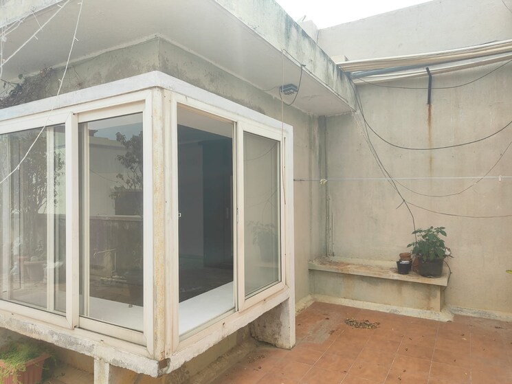 undefined, indiranagar 4 Bedroom 2000 Sq.Ft. Apartment In Indiranagar Bangalore 9389810