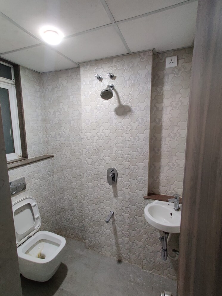 Bathroom, arihant-aalishan 2 Bedroom 1120 Sq.Ft. Apartment In Kharghar Navi Mumbai 9389850