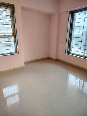 Room in 2 BHK Apartment at Axis Paradigm Whistling Meadows, Paud Road – for Rent