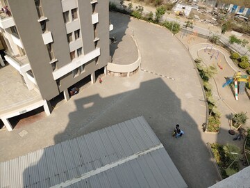 Team Area in 2 BHK Apartment at Axis Paradigm Whistling Meadows, Paud Road – for Rent