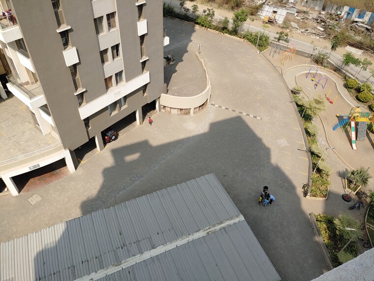 Team Area, axis-paradigm-whistling-meadows 2 Bedroom 1000 Sq.Ft. Apartment In Paud Road Pune 9389815