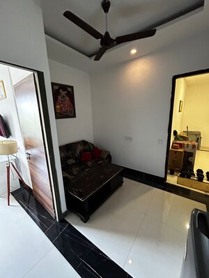 Gym in Studio Builder Floor at Sector 45 – for Rent