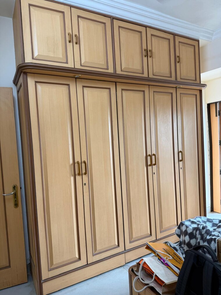 Balcony, usha-sadan-apartment 1 Bedroom 650 Sq.Ft. Apartment In Colaba Mumbai 9389841