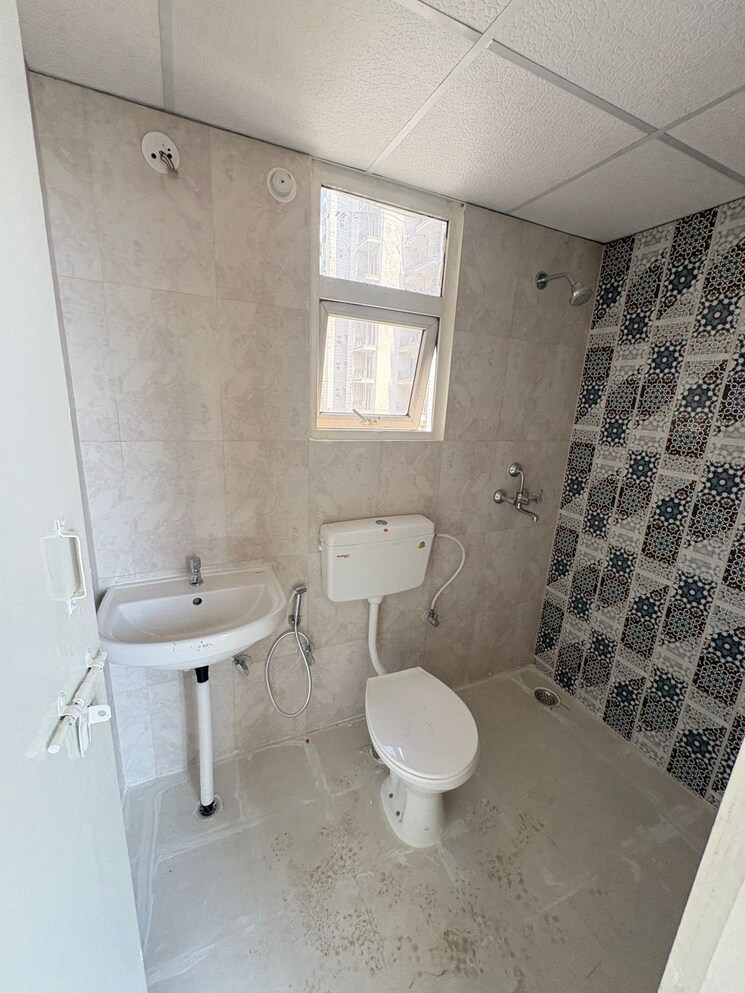 Bathroom, signature-the-millennia-3 2 Bedroom 1000 Sq.Ft. Apartment In Sector 37d Gurgaon 9389931