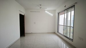 Room in 2 BHK Apartment at Heritage Solitaire, Chembur – for Rent