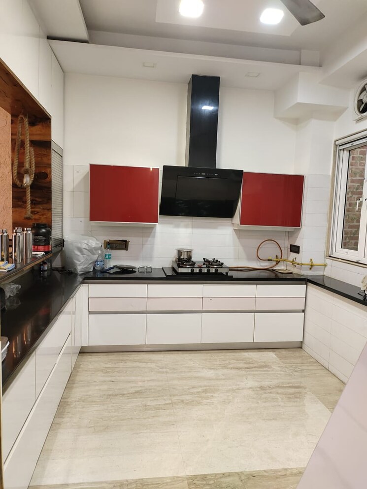 Kitchen, veera-safdarjung-enclave 3 Bedroom 1900 Sq.Ft. Apartment In Safdarjung Enclave Delhi 9389945