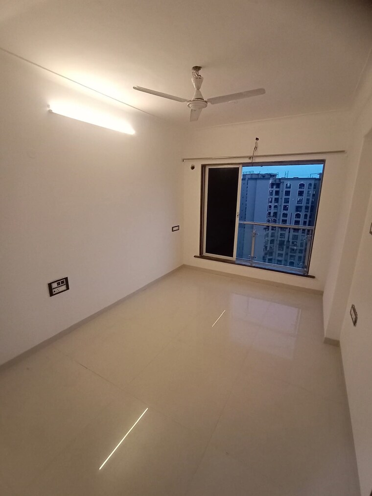 Room, azad nagar 2 Bedroom 700 Sq.Ft. Apartment In Azad Nagar Mumbai 9389952