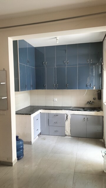 Kitchen in 3.5 BHK Apartment at Omaxe New Heights, Sector 78 – for Rent