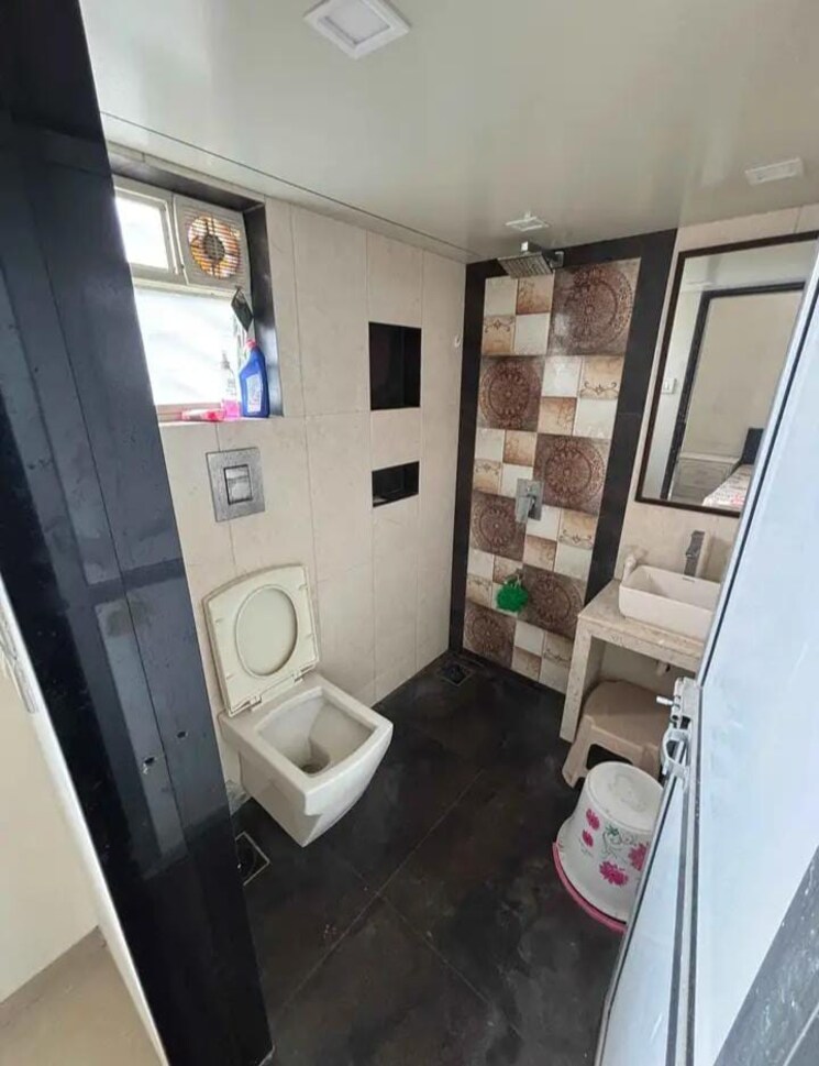 Bathroom, raja-ramdev-park-apartment 2 Bedroom 650 Sq.Ft. Apartment In Bhayandar East Thane 9389996