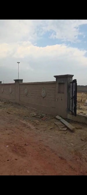  Plot – Exterior View View at Fatehabad Road - for Sale