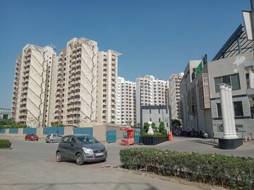 2 BHK Apartment For Sale in Signature Global Solera 2, Sector 107