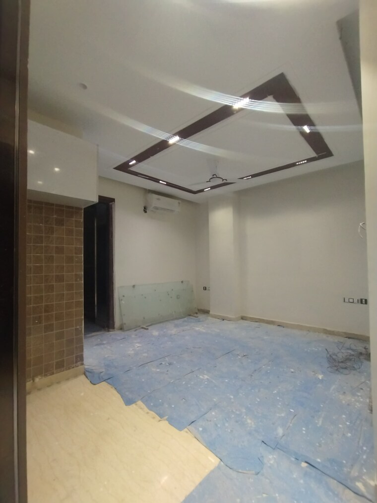 Room, chittaranjan park 3 Bedroom 1125 Sq.Ft. Builder Floor In Chittaranjan Park Delhi 9390069