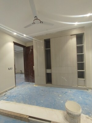 Building Lobby in 3 BHK Builder Floor at Chittaranjan Park – for Sale