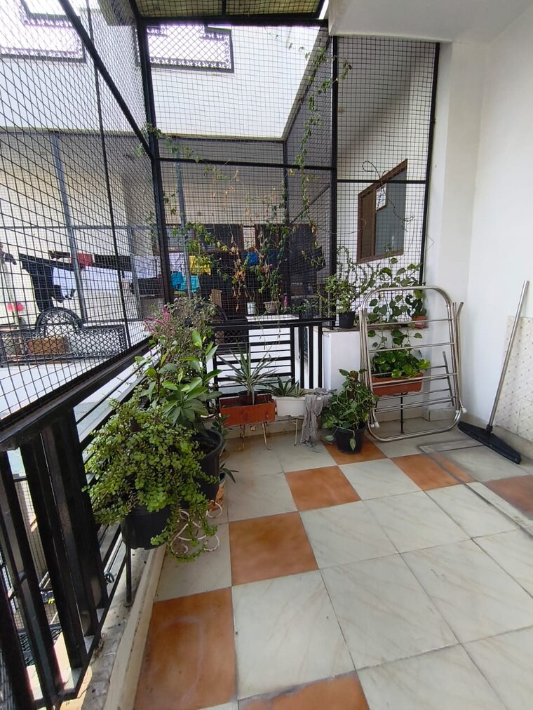 Balcony, sector 46 1 RK 270 Sq.Ft. Builder Floor In Sector 46 Faridabad 9390066