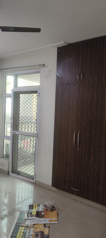 Building Lobby in 2 BHK Apartment at Gaur City 2 - 12th Avenue, Sector 16c Greater Noida – for Rent