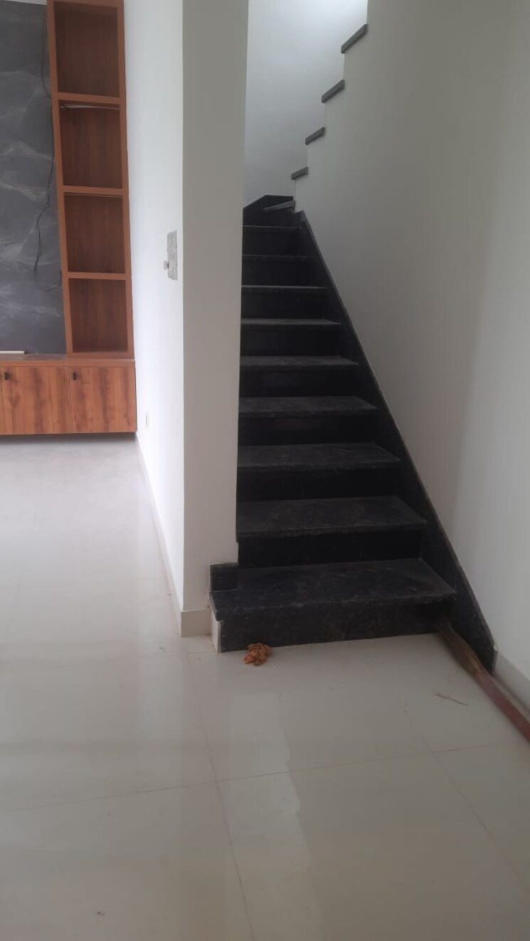 undefined, thanisandra 6 Bedroom 600 Sq.Ft. Independent House In Thanisandra Bangalore 9390102