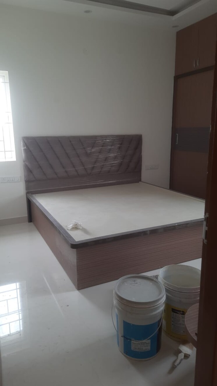 Bedroom, thanisandra 6 Bedroom 600 Sq.Ft. Independent House In Thanisandra Bangalore 9390102