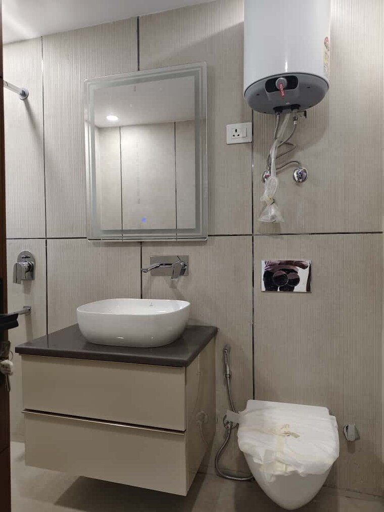 Bathroom, vasant kunj 4 Bedroom 2200 Sq.Ft. Apartment In Vasant Kunj Delhi 9390127