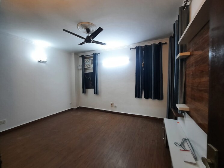 Room, malviya nagar 3 Bedroom 1150 Sq.Ft. Builder Floor In Malviya Nagar Delhi 9390148