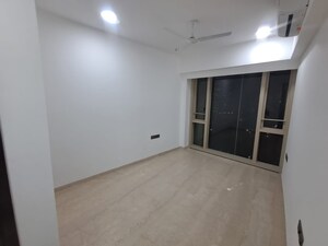 Room in 2 BHK Apartment at Prathmesh Tower Worli, Worli – for Rent