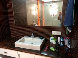 Bedroom in 6 BHK Villa at Jubilee Hills – for Sale