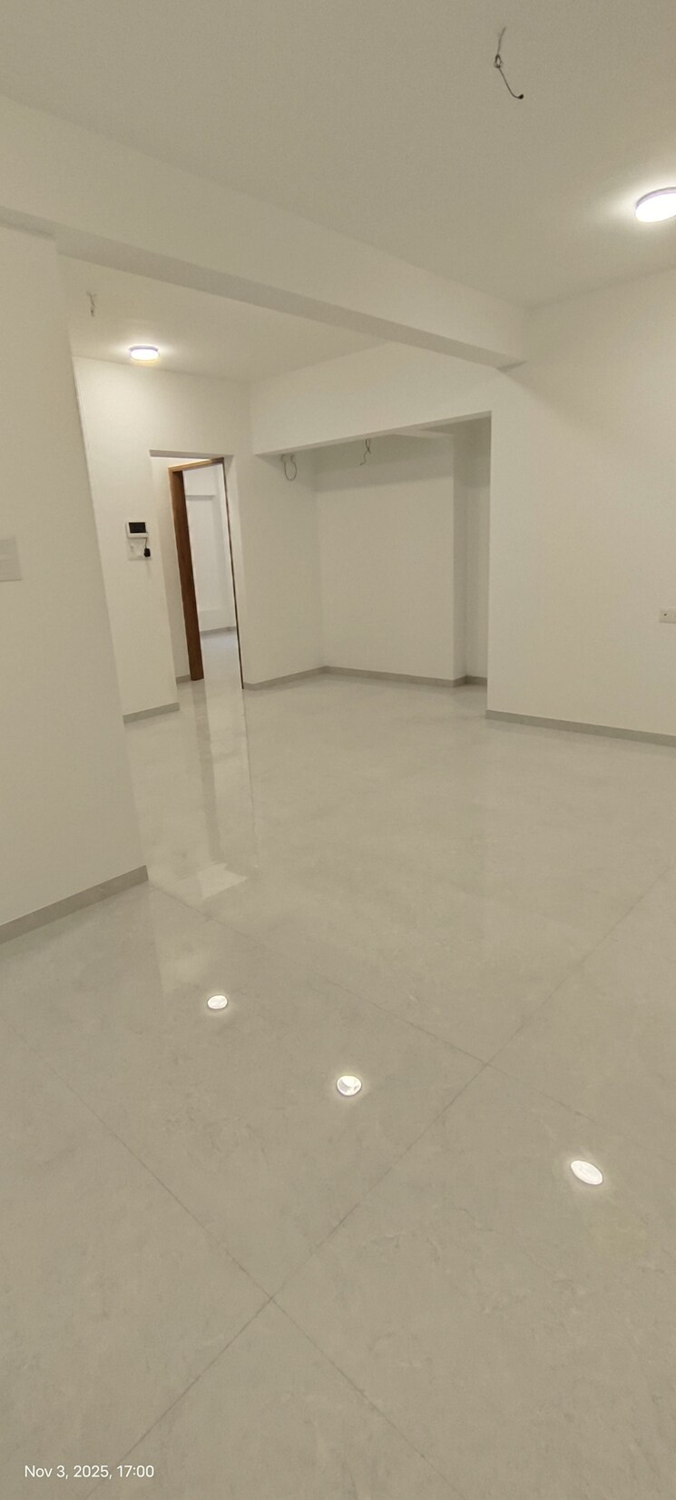 Room, mayur colony 3 Bedroom 1800 Sq.Ft. Apartment In Mayur Colony Pune 9390199