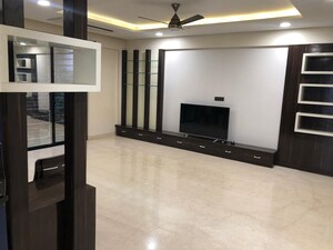 Room in 4 BHK Villa at Kumar City Bungalows, Kalyani Nagar – for Sale