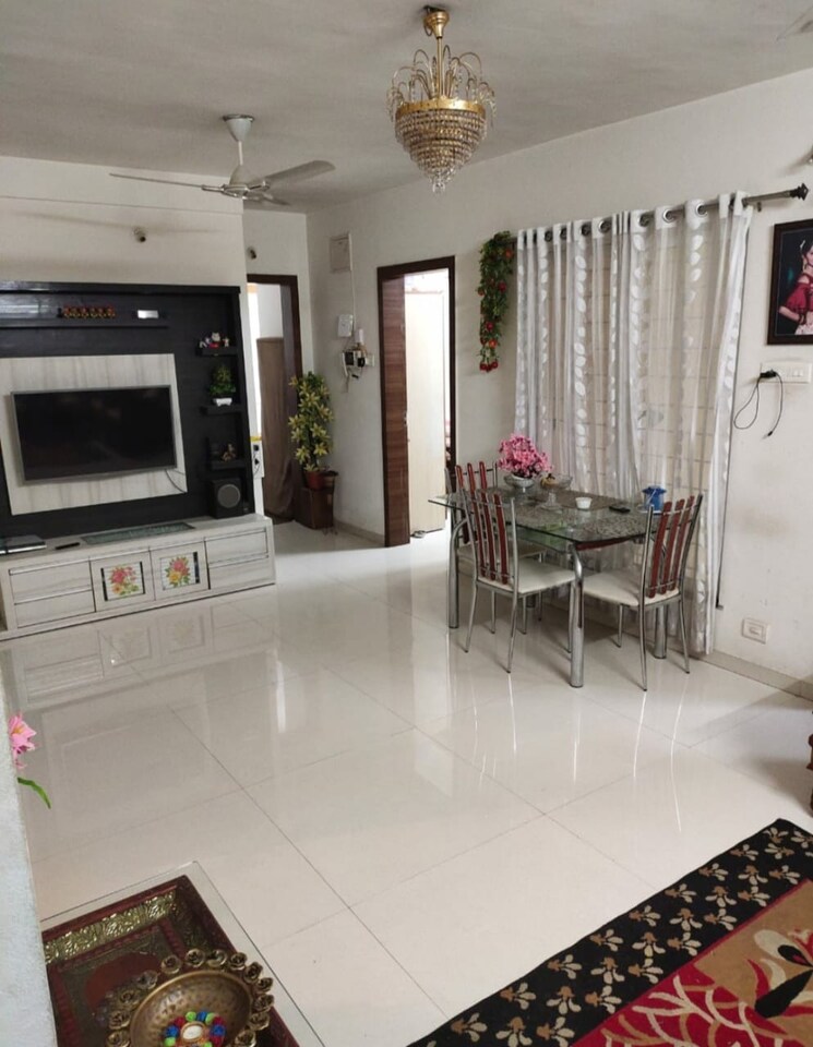 Master Bedroom, goel-ganga-kalash 2 Bedroom 1250 Sq.Ft. Apartment In Vishrantwadi Pune 9390180