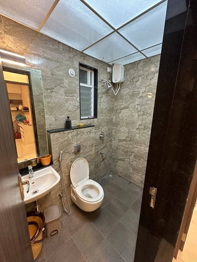 Bathroom, nyati-elysia 2 Bedroom 990 Sq.Ft. Apartment In Kharadi Pune 9390182