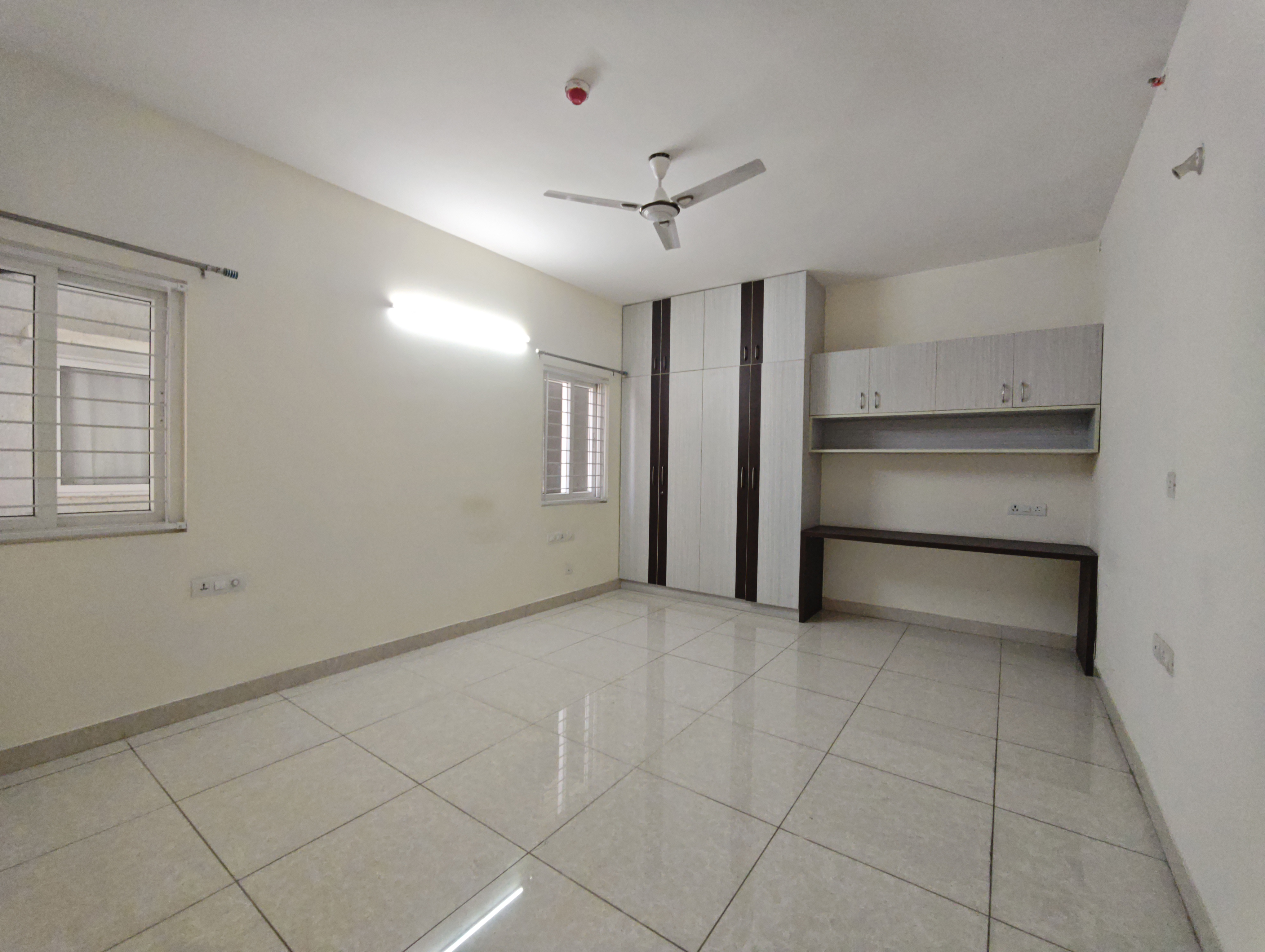 3 BHK Apartment For Rent in Prestige High Fields