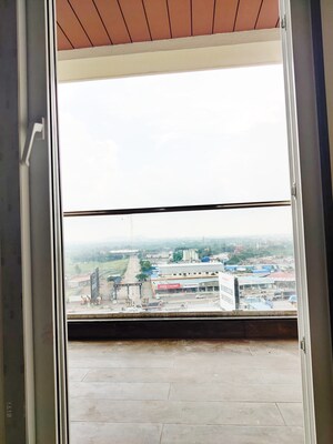 Furnished Amenities in 2 BHK Apartment at Guru Vista CHS, Kharadi – for Rent