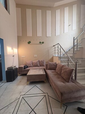 4 BHK Penthouse For Rent in Sector 46