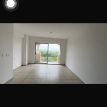 Room in 3.5 BHK Apartment at Sushma Valencia, Nagla Road – for Rent