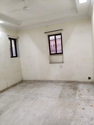Room in 2 BHK Apartment at Sahyadri Apartment, Nerul – for Rent