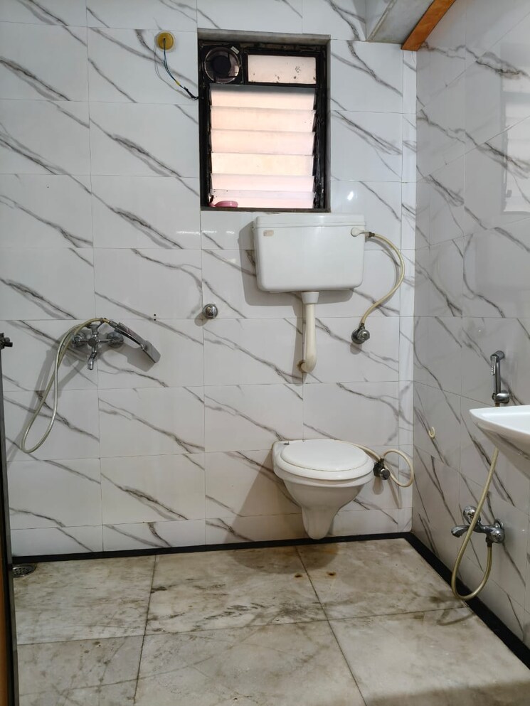 Bathroom, sahyadri-apartment 2 Bedroom 1200 Sq.Ft. Apartment In Nerul Navi Mumbai 9390214