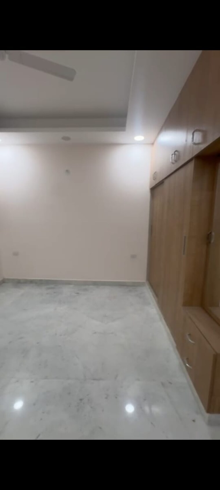 Room, malviya nagar 2 Bedroom 100 Sq.Yd. Builder Floor In Malviya Nagar Delhi 9390210