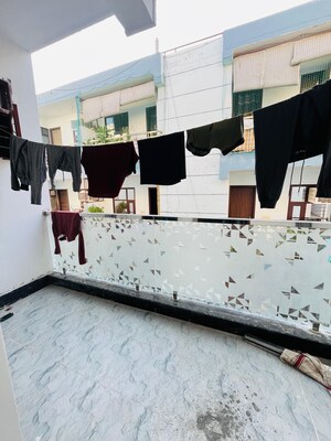 Kitchen in 1 BHK Builder Floor at Sector 39 – for Rent