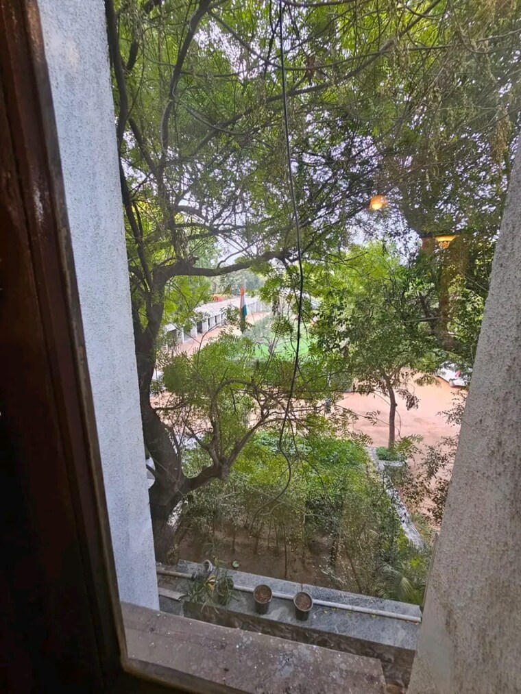 Balcony, boutique-residential-apartments-c-1-9 3 Bedroom 200 Sq.Yd. Builder Floor In Hauz Khas Enclave Delhi 9390220