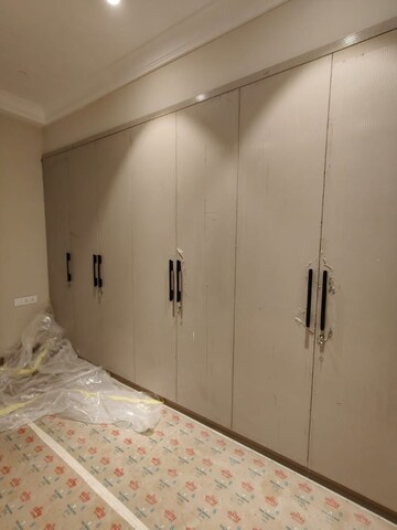 Room in 4 BHK Builder Floor at Boutique Residential Apartments R-62, Greater Kailash – for Rent