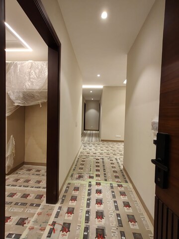 Building Lobby in 4 BHK Builder Floor at Boutique Residential Apartments R-62, Greater Kailash – for Rent