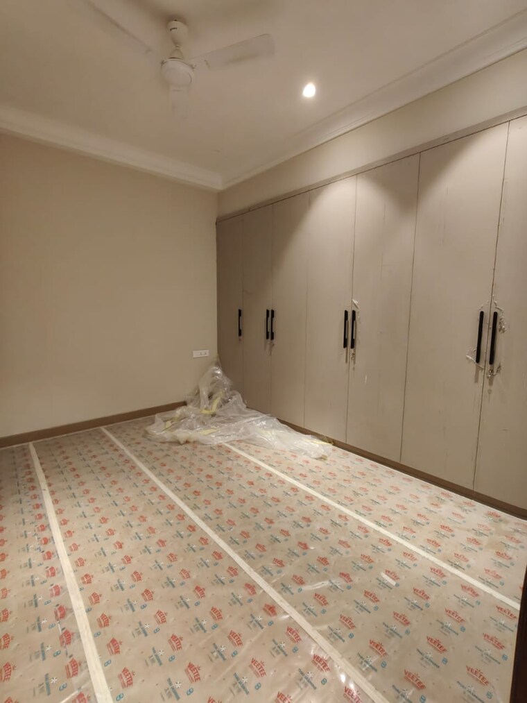 Room, boutique-residential-apartments-r-62 4 Bedroom 300 Sq.Yd. Builder Floor In Greater Kailash Delhi 9390227