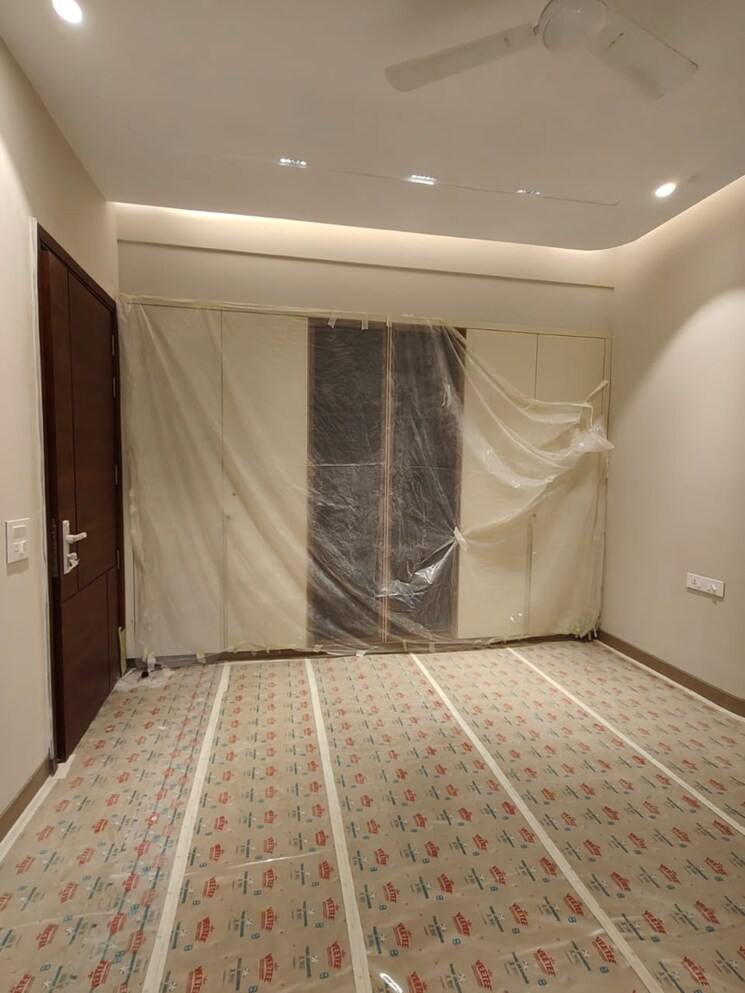 Bedroom, boutique-residential-apartments-r-62 4 Bedroom 300 Sq.Yd. Builder Floor In Greater Kailash Delhi 9390227