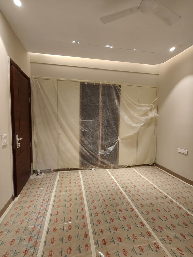 Bedroom, boutique-residential-apartments-r-62 4 Bedroom 300 Sq.Yd. Builder Floor In Greater Kailash Delhi 9390227