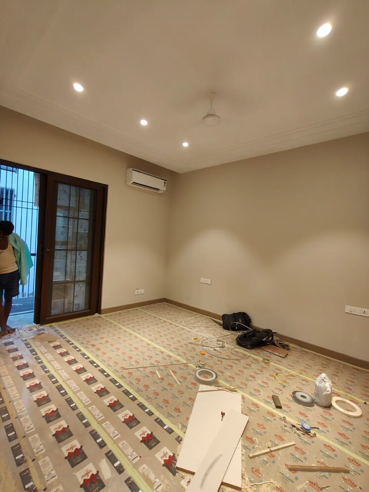 Bedroom, boutique-residential-apartments-r-62 4 Bedroom 300 Sq.Yd. Builder Floor In Greater Kailash Delhi 9390227