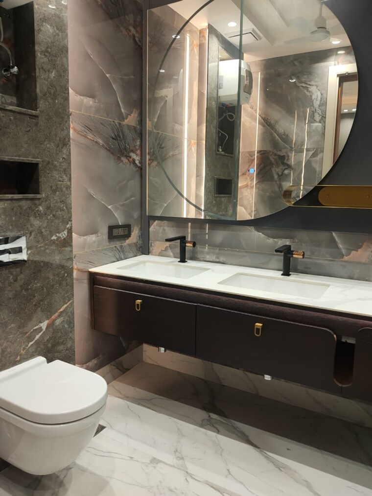 Attached Bathroom, boutique-residential-apartments-r-62 4 Bedroom 300 Sq.Yd. Builder Floor In Greater Kailash Delhi 9390227