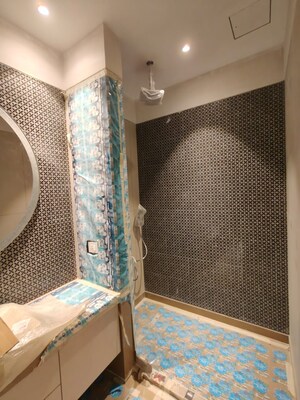 Attached Bathroom in 4 BHK Builder Floor at Boutique Residential Apartments R-62, Greater Kailash – for Rent