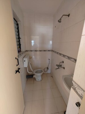 Bathroom in 2 BHK Apartment at Garden View Apartment Kothrud, Kothrud – for Rent