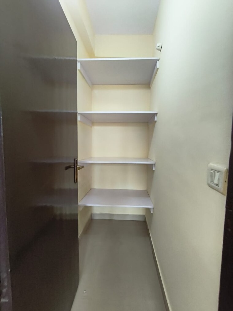 undefined, sector 45 3 Bedroom 2000 Sq.Ft. Apartment In Sector 45 Faridabad 9390245