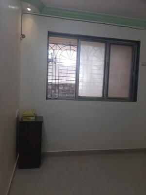 Room in 1 RK Apartment at Leo Group Housing Complex, Bhandup West – for Sale